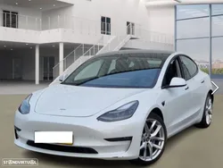 Tesla Model 3 Long-Range RWD