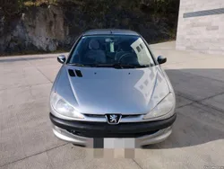 Peugeot 206 1.1