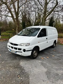 Hyundai H-1 3Places 2.5 TD