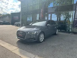 AUDI A3 Sportback Design 116 ch 1.6 TDI (Série 3 Phase 2) Radar de stationnement AV/AR