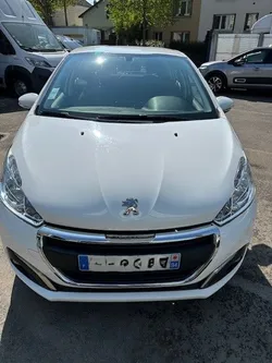 PEUGEOT 208 Sté, Dièsel HDI, 75cv, 112032 Kms, 4.150 H.T., 4.980 TTC