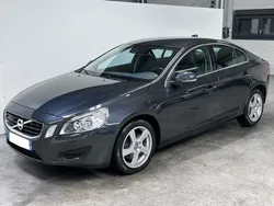 Volvo S60 II 2.0T 203 MOMENTUM BVM6