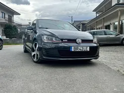 VW Golf GTI Performance