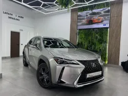 Lexus UX 250h 2.0 Business
