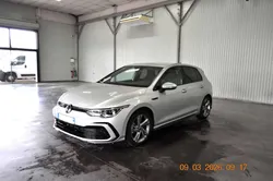 Volkswagen Golf 8 1.5 TSI 150 R-Line