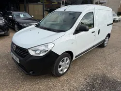 DACIA DOKKER 1,5 DCI 95 bleu essentiel