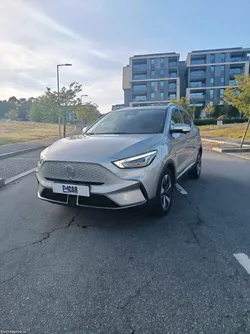 MG ZS EV 72.6 kWh Luxury