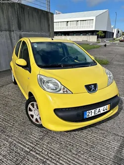 Peugeot 107 1.0 Gasolina