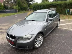 BMW Série 3 320i BERLINE 170CH - TOIT OUVRANT XENON REGULATEUR DE VITESSE