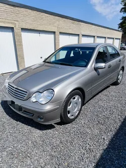 1er Main, Mercedes class c 200 cdi, état exceptionnel, 236000km, top mécanique. 2005