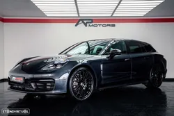 Porsche Panamera Sport Turismo 4 E-Hybrid Platinum Edition
