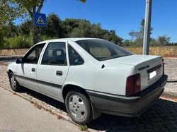 Opel Vectra 2.0i 1Dono c/Direção assistida