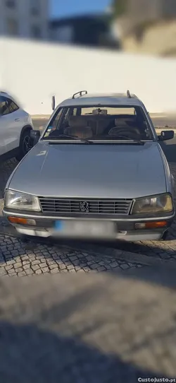 Peugeot 505 BREAK GRD 7 Lugares