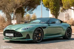 Aston Martin DB12 Coupé V8 Auto