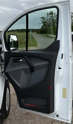 Ford Transit Custom 2.2 Tdci 105ch (Sièges Chauffants | Caméra de recul | Attelage)
