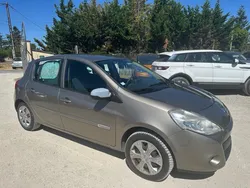 RENAULT Clio III PH2 1.5 DCI 75CV TOM-TOM AN:2012 5 PLACES VENDUE 4990euros REVISE & GARANTIE