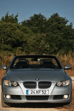 BMW 320 E93