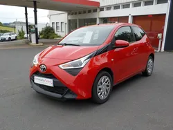Toyota Aygo II 1.0 VVT-i 72 X-Play 5portes Clim / Jantes Alu Camera CarPlay