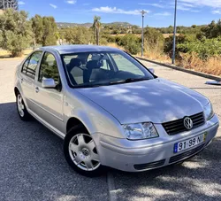 VW Bora sedã