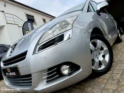 Peugeot 5008 1.6 E-HDi 5L SE Style 2-Tronic