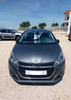 Peugeot 208 GT Line 1.6 BlueHDI 2021