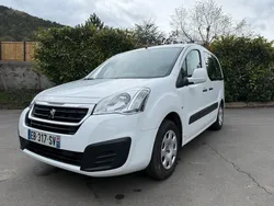 Peugeot Partner Tepee Combi VTI 98ch Active Bvm 5 Places. 1 ère main. Clim Radio. 63710 kms