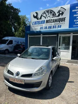 Renault Clio 3 - Toit ouvrant pano - Faible km