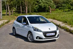 Peugeot 208 BLUEHDI STYLE - 87 mil km - c/Garantia
