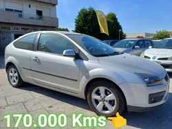 Ford Focus 1.4 i 170 000 Kms ( Viatura Nacional )