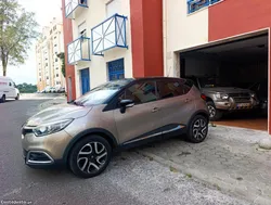 Renault Captur 0.9 TCe Exclusive 1 Dono Nacional