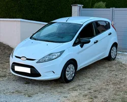 Ford Fiesta 1.4 TDCi 68ch - Distribution neuve - CT OK