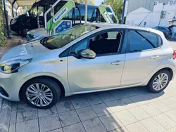Peugeot 208 1.6 HDI