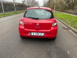 A VENDRE RENAULT CLIO 3 PHASE 2 ESSENCE 1,2 75ch