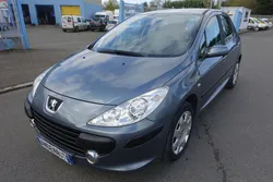 Peugeot 307 5p confort 1.6 hdi 110ch