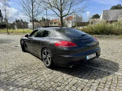 Porsche Panamera S E-Hybrid Plug-in 3.0 V6 416cv