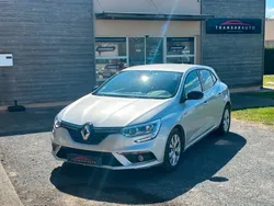 RENAULT MEGANE IV BERLINE TCe 140 FAP Limited * SUIVI COMPLET