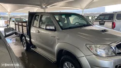 Toyota Hilux 2.5 D-4D 4WD CE CM AC