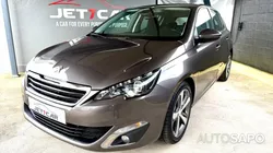 Peugeot 308 1.2 PureTech Allure Faróis Full LED de 2015
