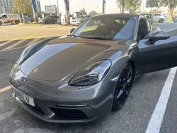 Porsche Cayman 718 PDK