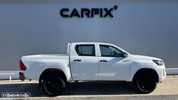 Toyota Hilux 2.4 D-4D 4WD CD CM