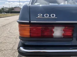 Mercedes-Benz 200 W123