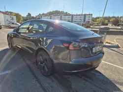 Tesla Model 3 long range 530km