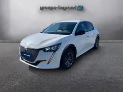 Peugeot 208 e-208 136ch Style
