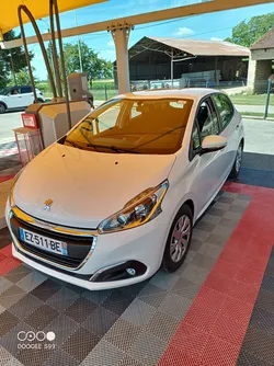 Peugeot 208 1.6 bluehdi 75 s&s active business