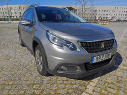Peugeot 2008 Signature