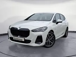 BMW Serie 2 220 Active Tourer 220i M Sport Navi 360° Head-Up ACC