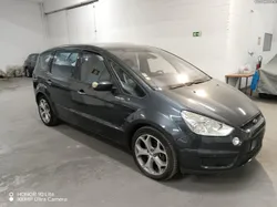 Ford S-Max Titanium