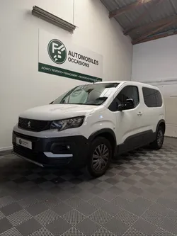 Peugeot Rifter • 1.5 HDI 100 • Attelage / CarPlay