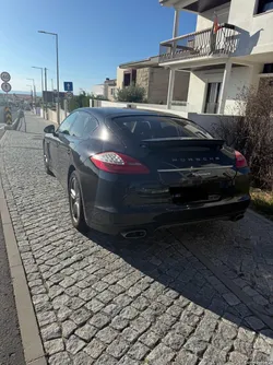 Porsche Panamera Platinium edition