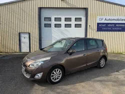 Renault scenic — 7 places — dans l’état